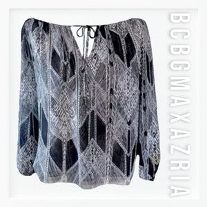 BCBGMaxazria Split Sleeve Layered Print Blouse sz S